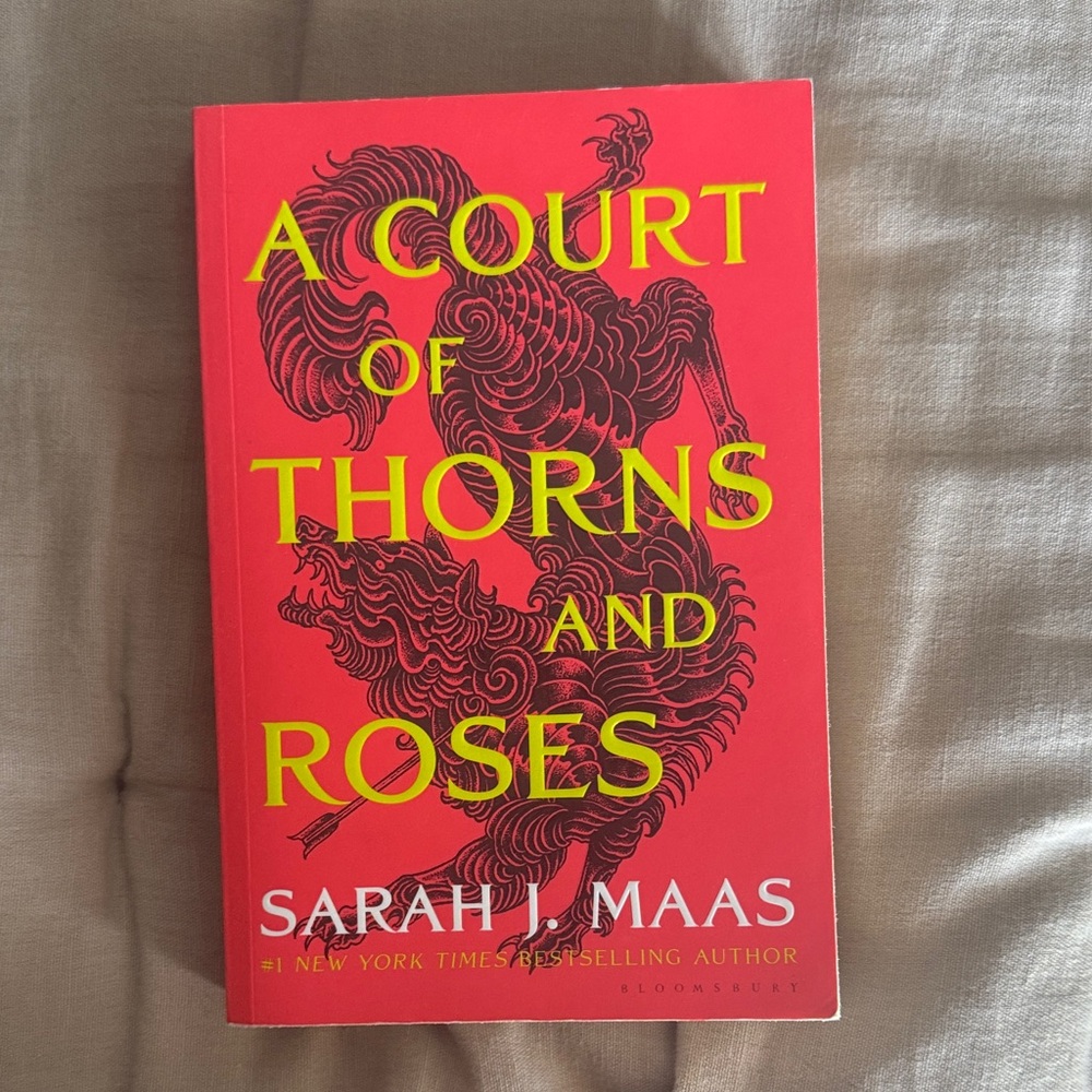 A Court of Thorns and Roses Book